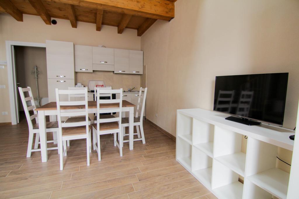 Agriturismo Cascina Della Fontana Лоди Стая снимка