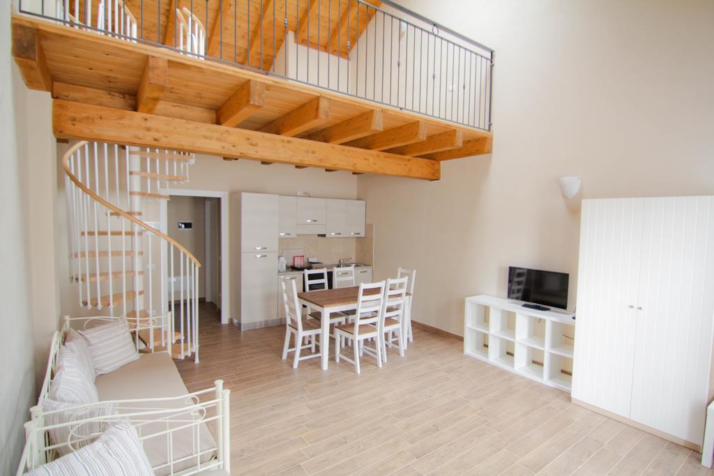 Agriturismo Cascina Della Fontana Лоди Стая снимка