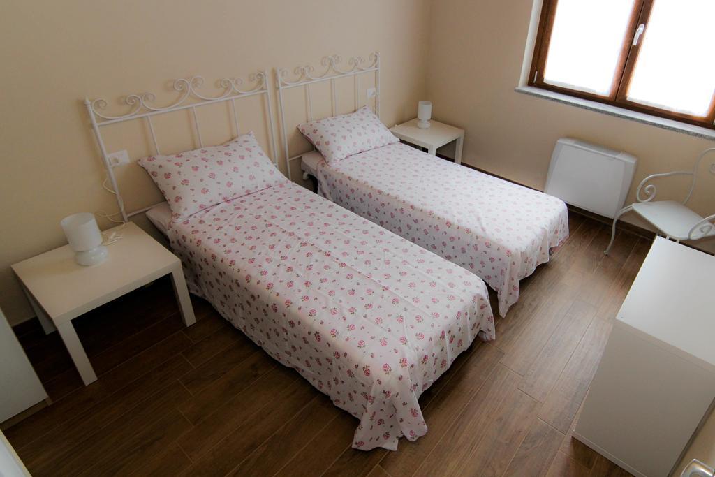Agriturismo Cascina Della Fontana Лоди Стая снимка