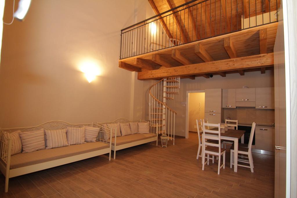 Agriturismo Cascina Della Fontana Лоди Стая снимка